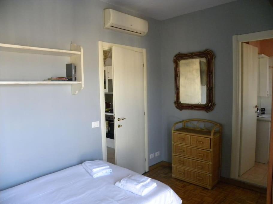 Bright Apt With Views And Terrace Florence Buitenkant foto